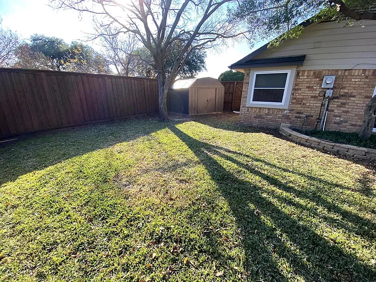 Spacious backyard
