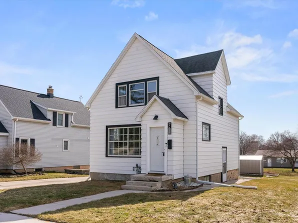 711 Mccolm STREET, Plymouth, WI 53073