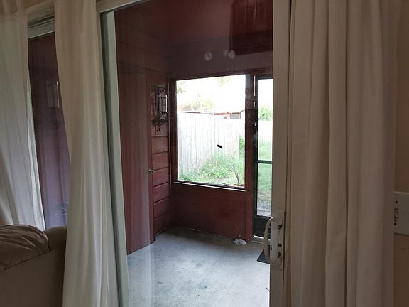 5th image of 2731 Gray Fox Ln