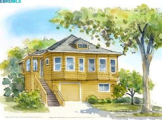 1315 66th St, Berkeley, CA 94702