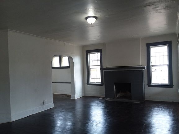 5th image of 158 Monterey St