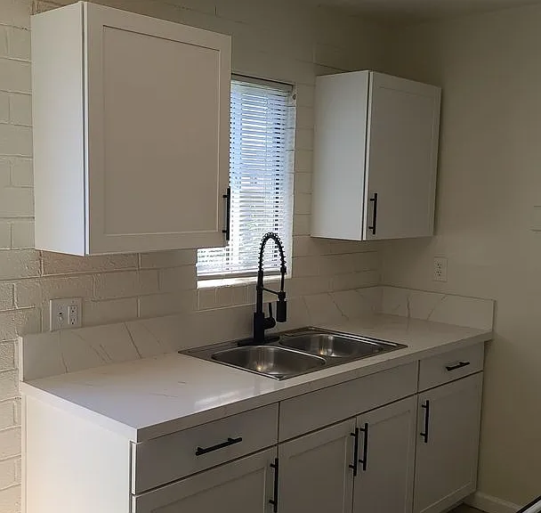 2602 N 14th Ave — Photo 25