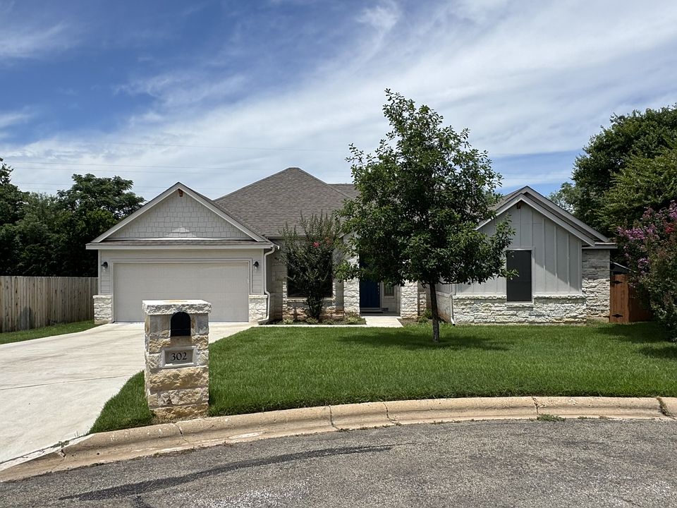 1st image of 302 Limestone St