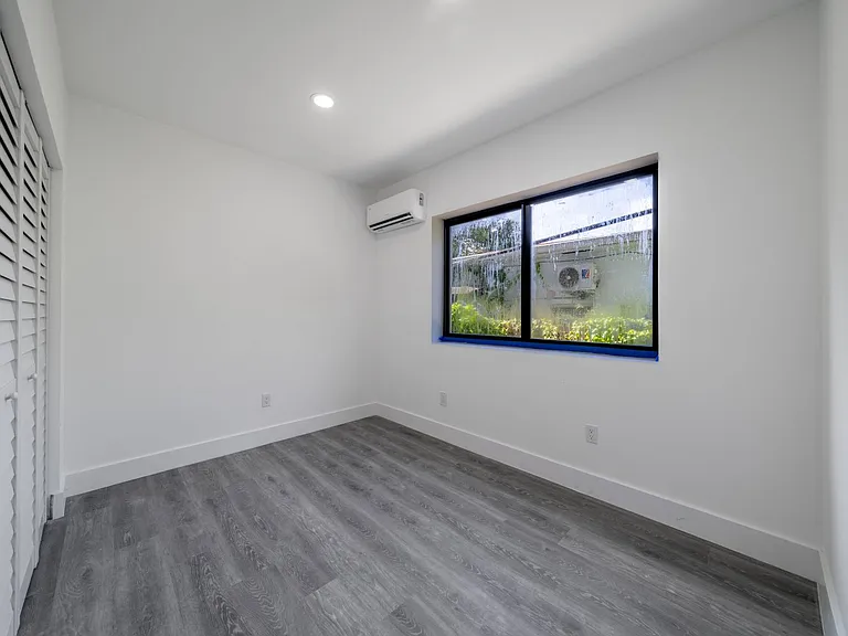 1003 Newly renovated 1/1 in Little Havana, near Brickell & Downtown! — Photo 13