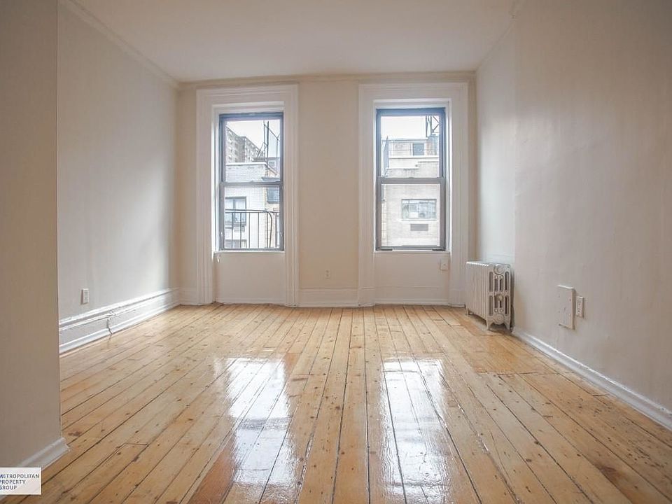1st image of 217 E 29th St #411
