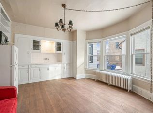 885 Grand Ave APT 1, Saint Paul, MN 55105