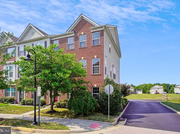 8822 Bentfield Dr, Manassas, VA 20110