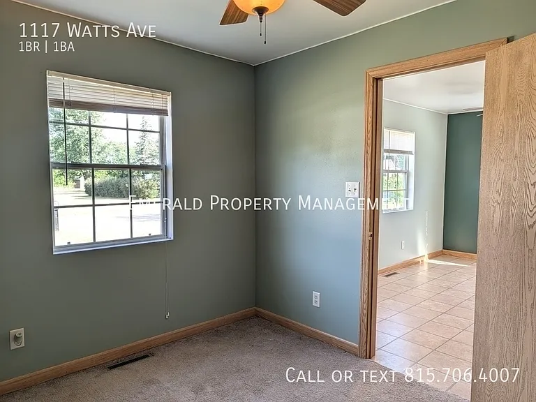 1117 Watts Ave — Photo 9