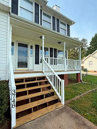 3748 Signet Dr — Photo 2