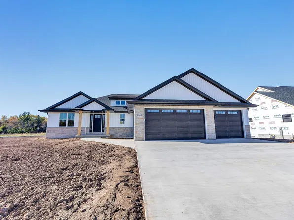 2503 N Stellita Cir, De Pere, WI 54115