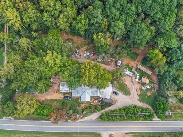 4233 Jim Hood Rd, Gainesville, GA 30506