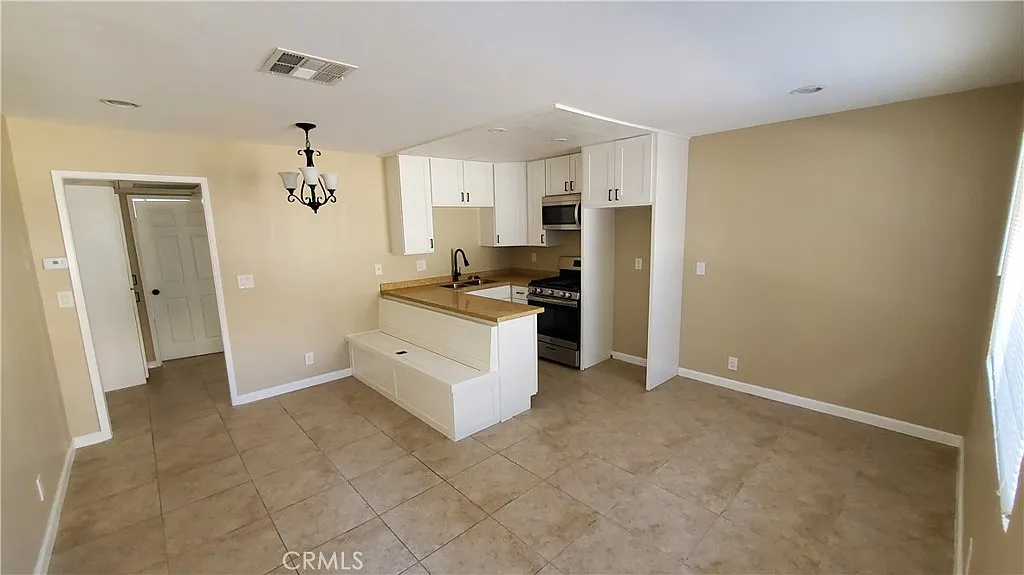 1 bed, 550 sqft, $1,650 — Photo 2