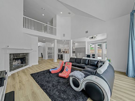 5th image of 3608 Parkhurst Cir