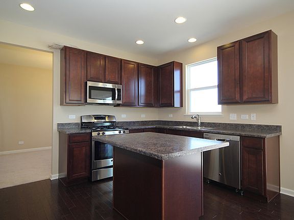 5th image of 3451 Ayres Dr