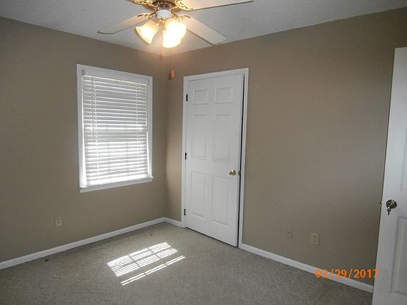 4th image of 1305 Jeffery Ln