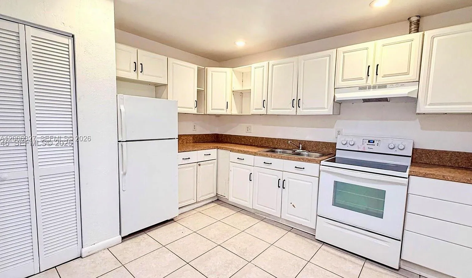 Condado Real Condo — Photo 4