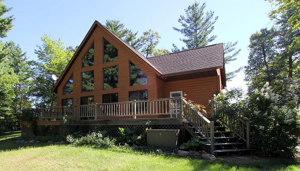 1st image of 40095 Evergreen Dr