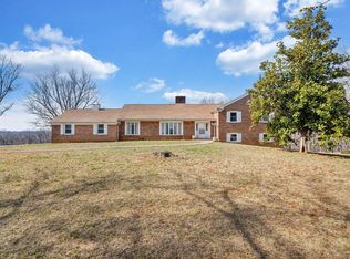 1345 Stone Mill Rd, Hurt, VA 24563