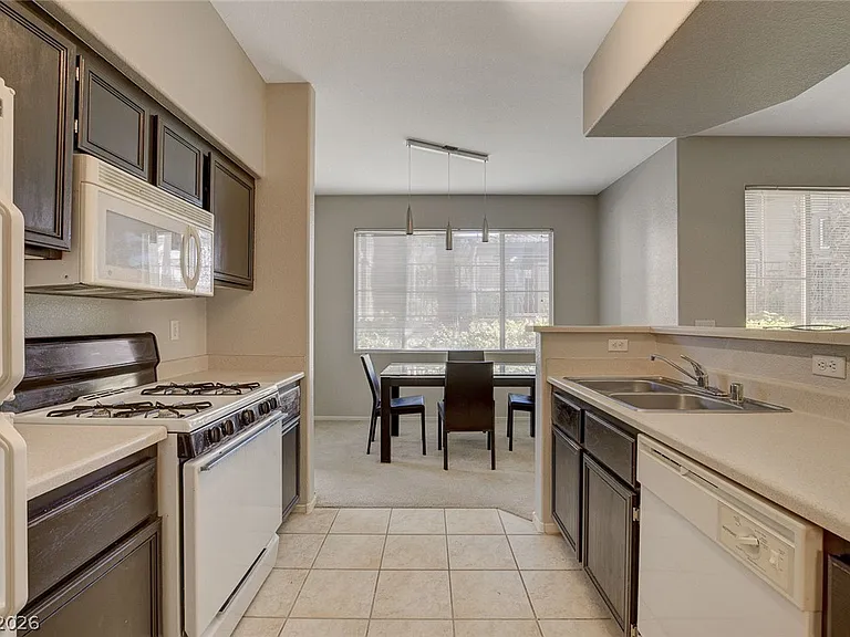 9050 W Warm Springs Rd #1034 — Photo 4