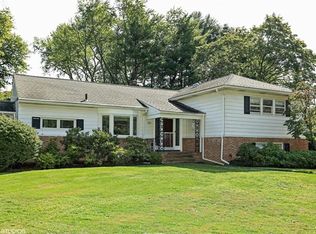 111 Croton Ave, Mount Kisco, NY 10549