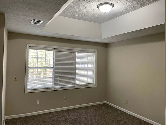 5th image of 872 Grindstone Dr SW #1