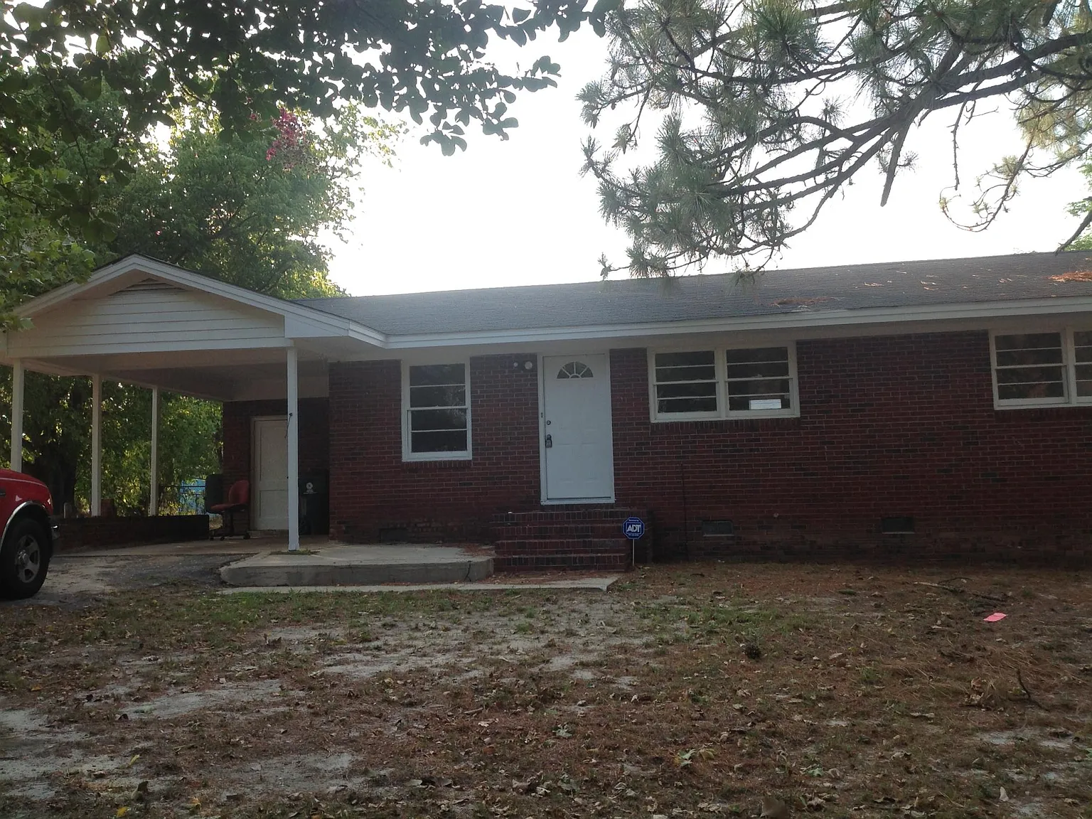 3 bed, 1.5 bath, 1080 sqft, $1,295 — Photo 4