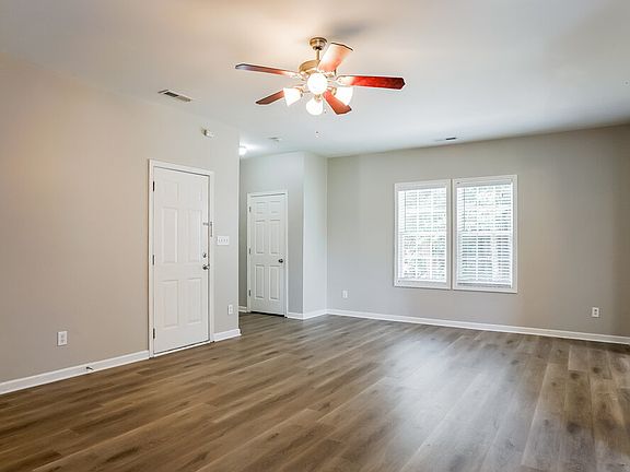 5th image of 402 Star Ruby Dr