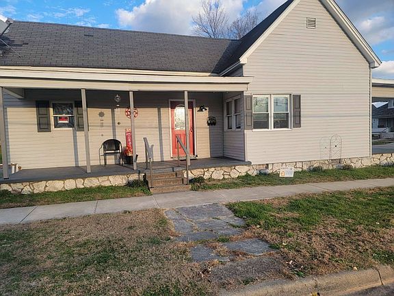 2nd image of 623 W Grissom Ave