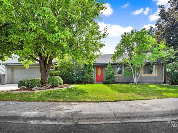 10165 W Burntwood Ct, Boise, ID 83704