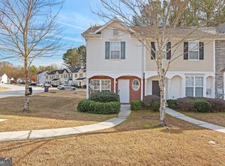 6106 Camden Forrest Dr, Riverdale, GA