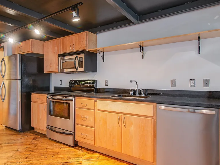 1400 Rosa L Parks Blvd #105 — Photo 7