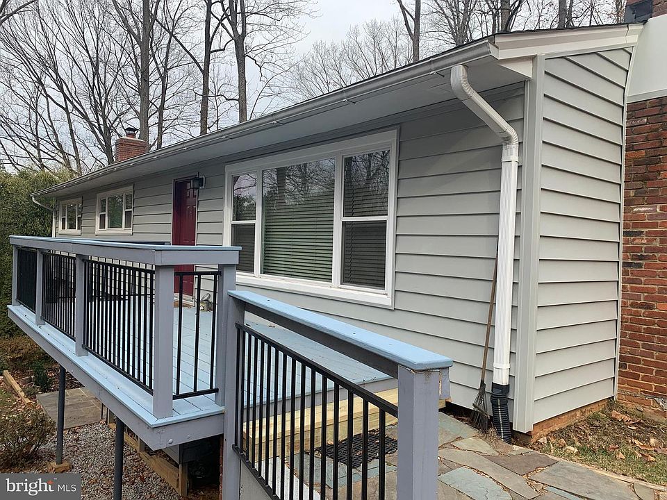 1st image of 3703 Quaint Acre Cir