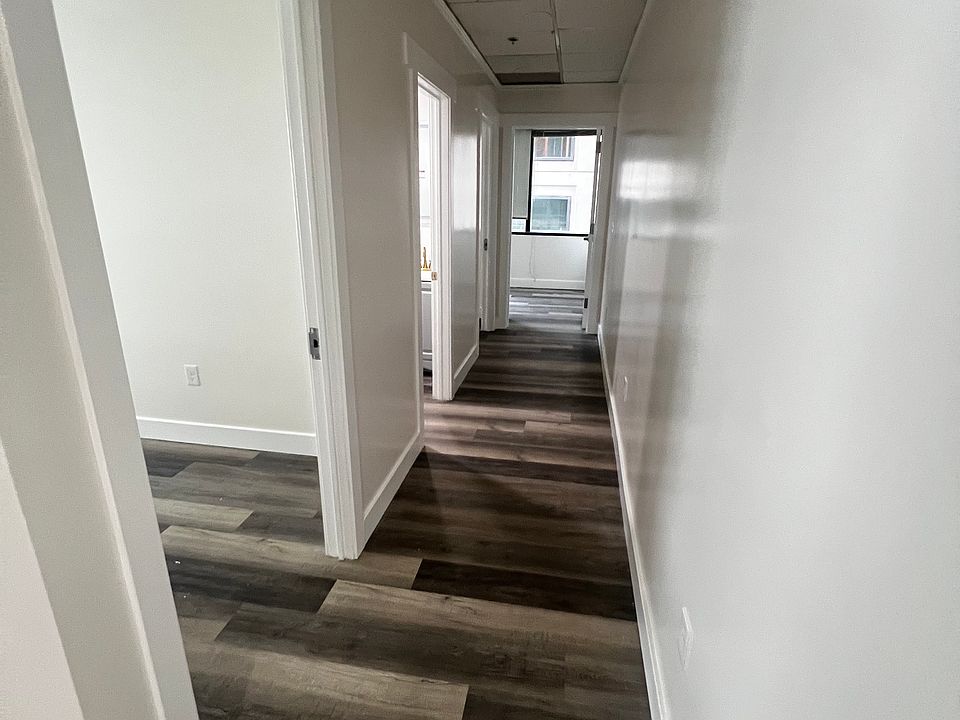 1st image of 1111 14th St NW #802