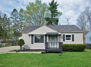 209 N Ridgeway Dr, Battle Creek, MI 49015