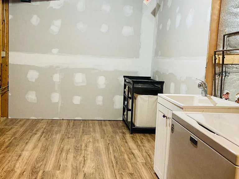 9181 Sheffield Hunt Ct — Photo 16