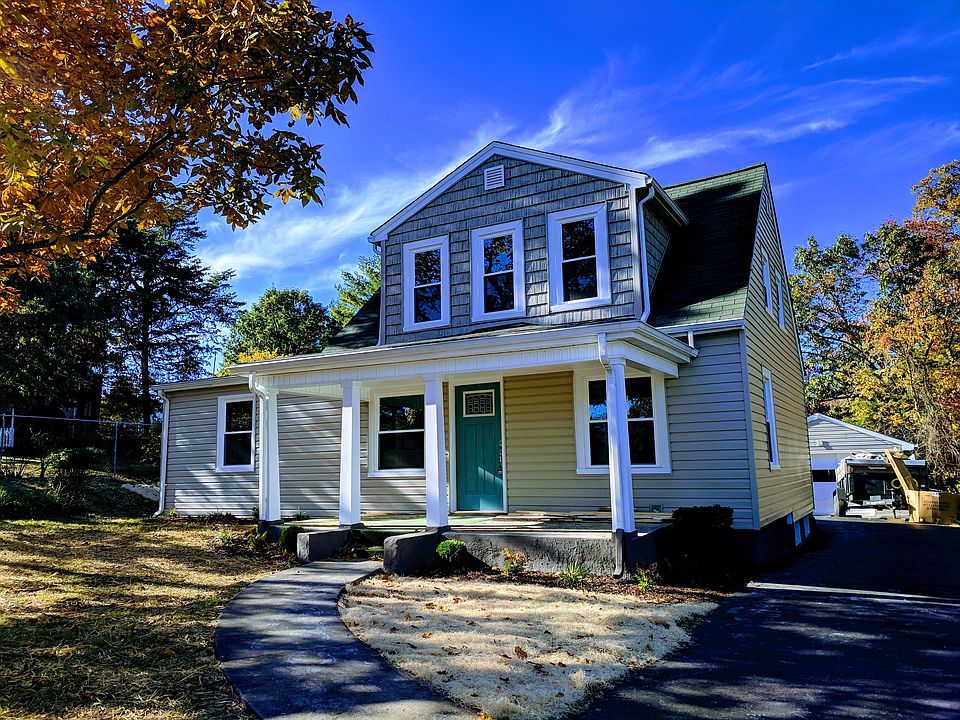 1st image of 4525 Glen Heather Dr SW