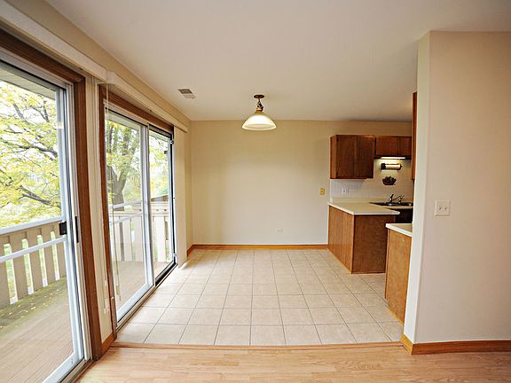 4th image of 539 N Deer Run Dr #8B21