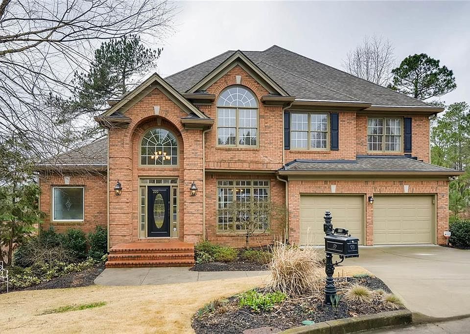 1st image of 220 Glen Royal Ct