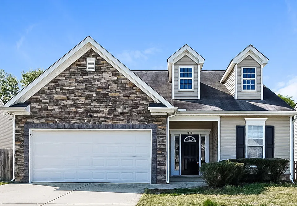240 Haywood Ln