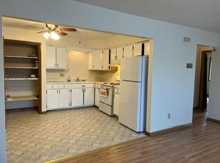 142 Flintridge Dr #6, Rockford, IL 61107