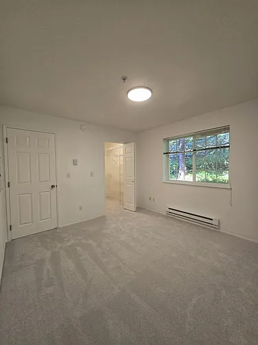 8545 166th Ave NE Photo 1