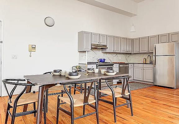 3rd image of 204 Huntington St APT 2N