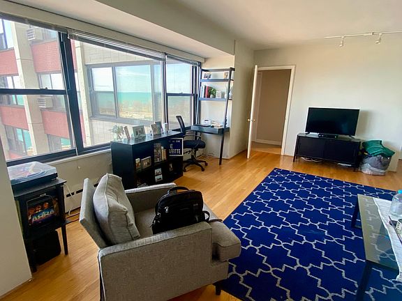 3rd image of 3420 N Lake Shore Dr APT 14O