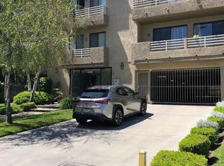 4761 Forman Ave APT 205, Toluca Lake, CA 91602