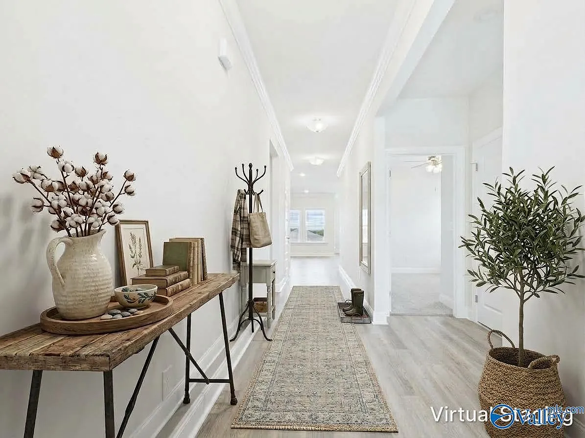 4 bed, 3.0 bath, 2019 sqft, $2,145 — Photo 2