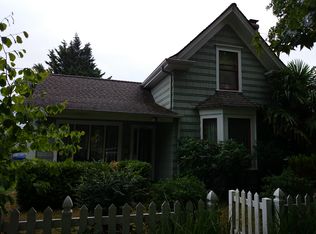 318 17th Ave E, Seattle, WA 98112