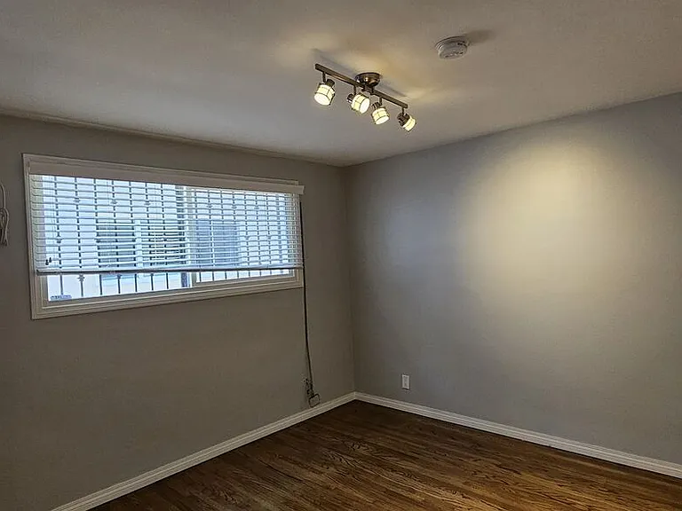1227 S Holt Ave #3 — Photo 8