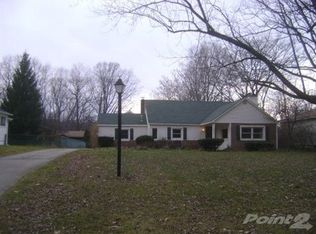 1530 Oak St, Waterford, MI 48328