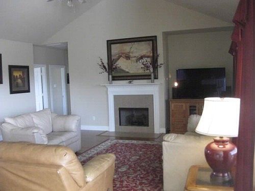 3rd image of 41208 New Orleans Dr