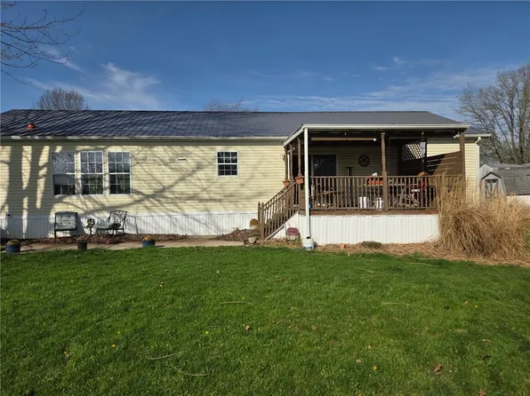 6085 Sebring Warner Rd N, Greenville, OH 45331